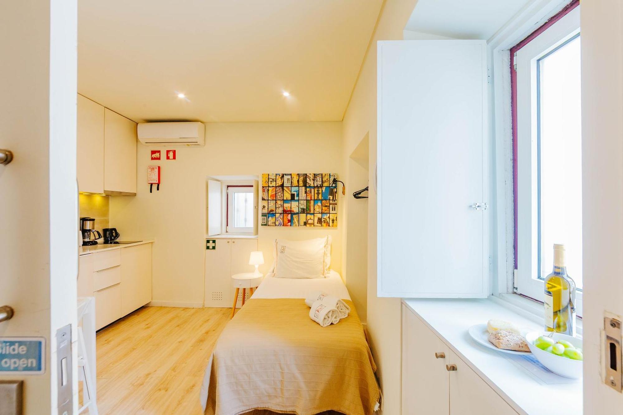 Rent4Rest Lisbon Downtown Tiny Studio Apartments Dış mekan fotoğraf